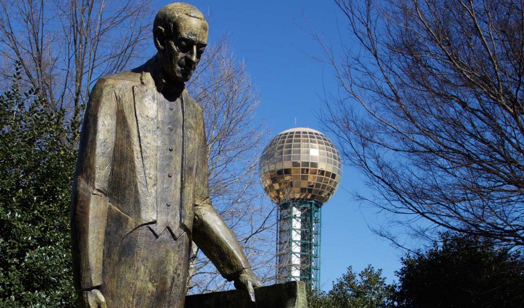 Rachmaninoff statue at World's Fair Park in Knoxville, Tennessee